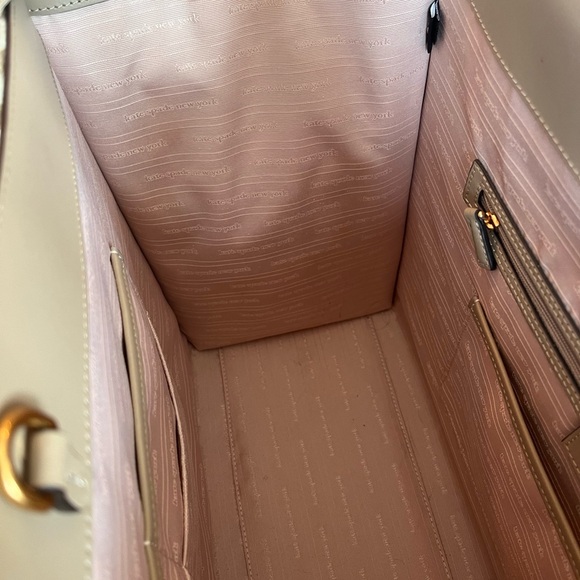 Kate Spade Oversized Tote - Picture 3 of 7